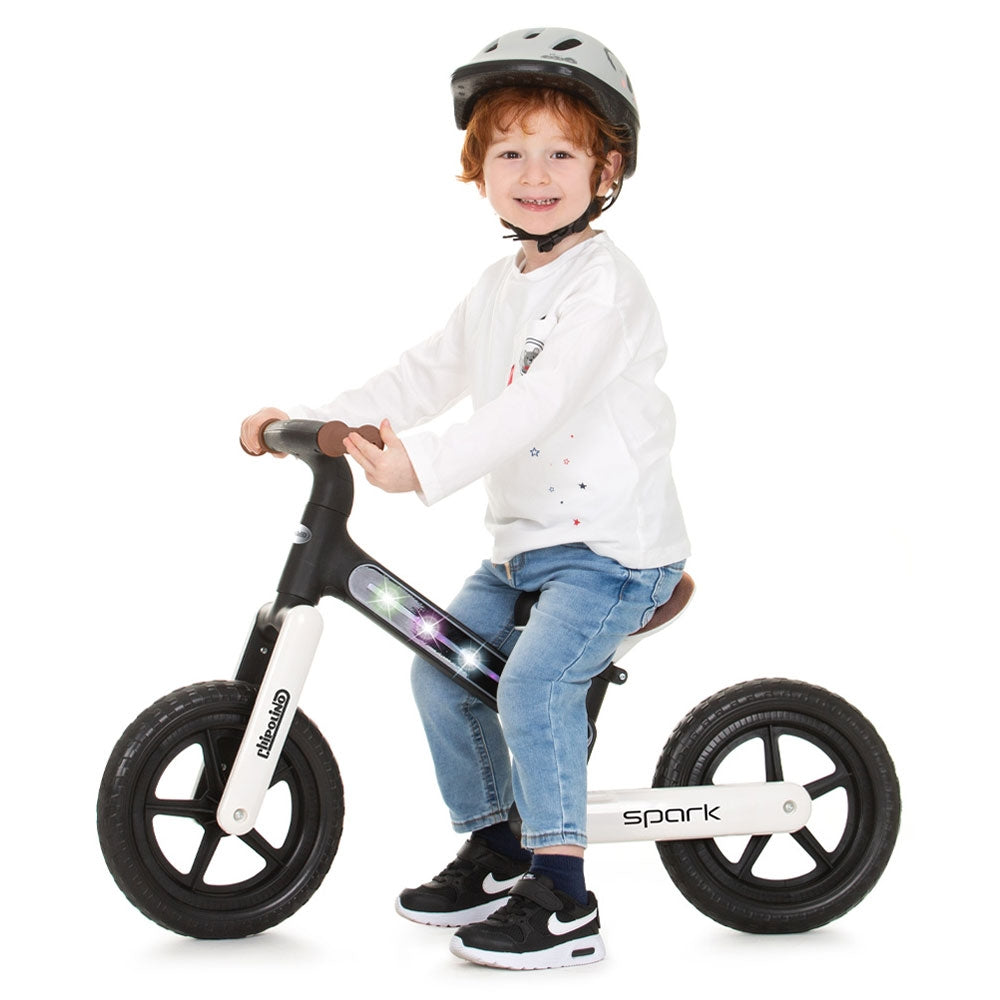 Bicicleta fara pedale Chipolino Spark black white - gogobaby.ro