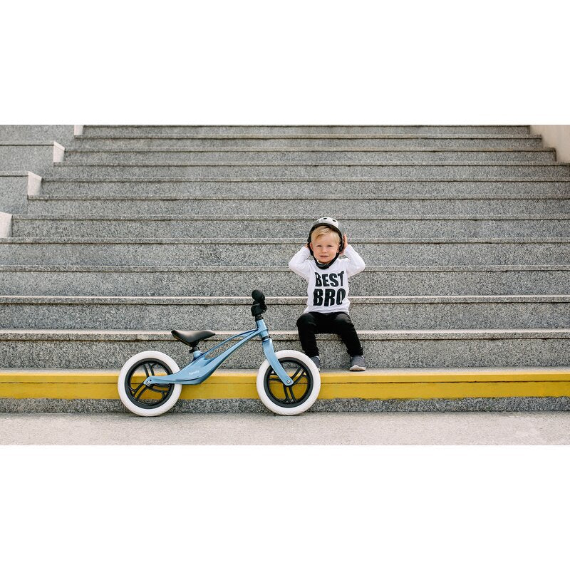Bicicleta fara pedale, Lionelo, Bart, Usoara, Cu cadru din magneziu, Cu ghidon si sa reglabile, Greutate 3 Kg, 12 inch, Conform cu standardul european de securitate EN71, Purple Amethyst - gogobaby.ro