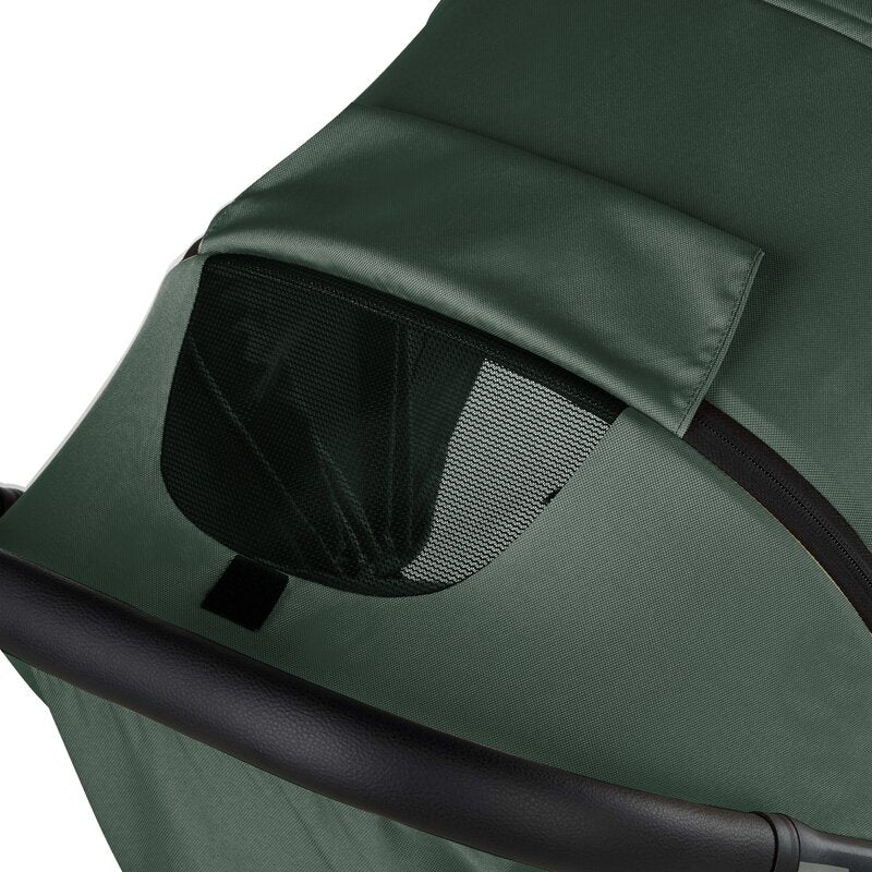 Carucior sport, Jane, Clap, Sistem compact de pliere care permite transportul caruciorului la bordul aeronavei, Cadru din aluminium, De la nastere pana la 26Kg, Conform cu standardul european EN 1888-2:2018+A1:2023, Botanic - gogobaby.ro