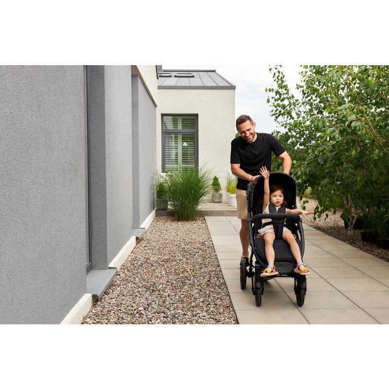 Carucior sport, Lionelo, Annet Plus, De la nastere, Cu accesorii si capotina XXL reglabila, 0 - 22 Kg, Conform cu standardele europene de securitate EN1888-1 si EN1888-2, Bej - gogobaby.ro
