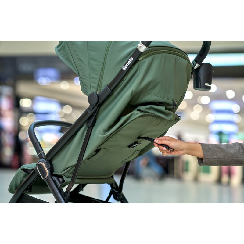 Carucior sport, Lionelo, Bess, Greutate redusa - 7.5 kg, Sustine 22 kg, 6 luni+, Capotina impermeabila, Protectie SPF 50+, Include suport sticla, Pliere cu o singura mana, Compact, Maner pentru transport, Conform cu EN1888-1 si EN1888-2, Bej - gogobaby.ro