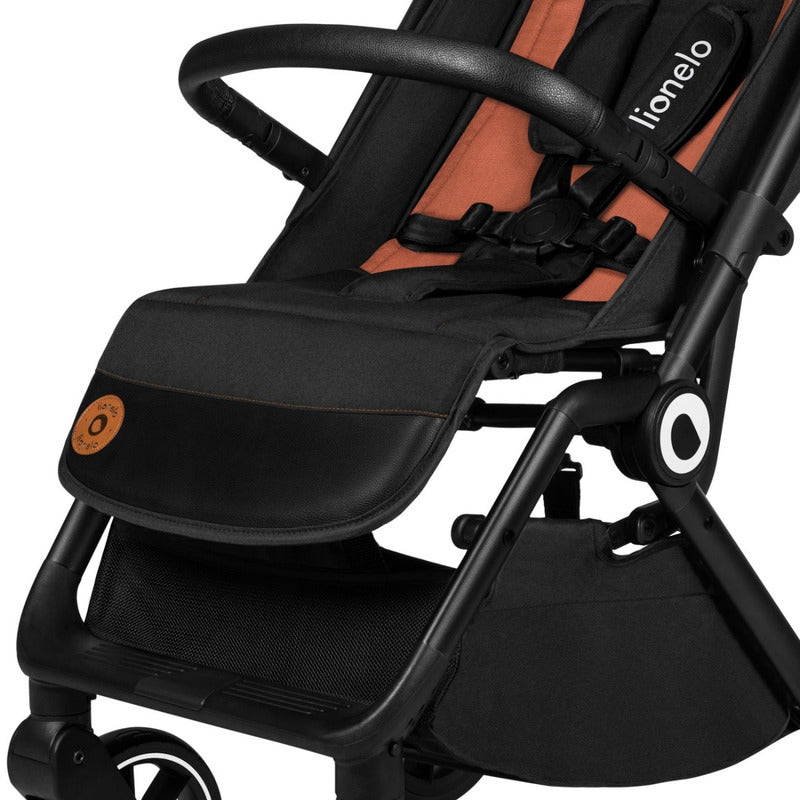 Carucior sport, Lionelo, Cloe, Cu accesorii, Cadru din aluminiu, Pana la 22 kg, Usor, Pliere compacta pentru avion, cu o singura mana, Ideal pentru toate tipurile de suprafete, 6 luni+, Maro - gogobaby.ro