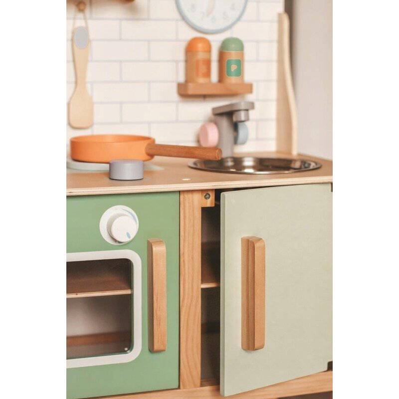 Bucatarie copii, Joueco, Din lemn certificat FSC, Cu accesorii, Reglabila pe inaltime, 86x56 cm, 3 ani+, Multicolor - gogobaby.ro