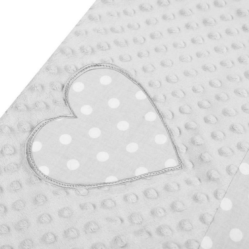 Set 3 piese, New Baby, Luxury, Baby Nest cu doua fete, Cu paturica si pernuta in forma de inima, Minky Heart Grey - gogobaby.ro