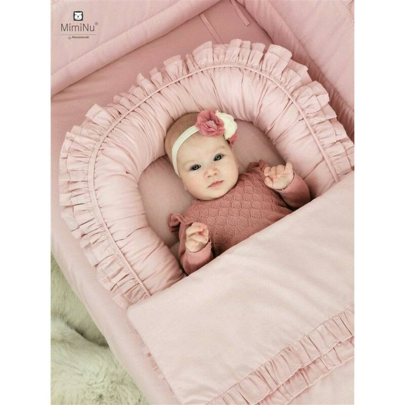 Cosulet bebelus, MimiNu, Pentru dormit, Baby Nest 55 x 75 cm, Cu Volanase, Husa 100% bumbac, Din bumbac certificat Oeko Tex Standard 100, Colectia Royal, Powder Pink - gogobaby.ro