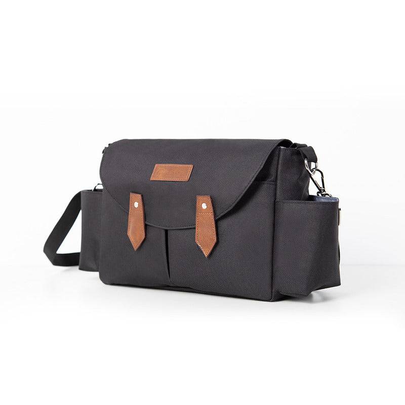 Geanta pentru scutece si organizator carucior, Petite&Mars, Sara, 2 in 1, Cu 7 buzunare, 1 buzunar cu izolatie termica, Dimensiune compacta, 40x23x10 cm, Negru/Maro - gogobaby.ro