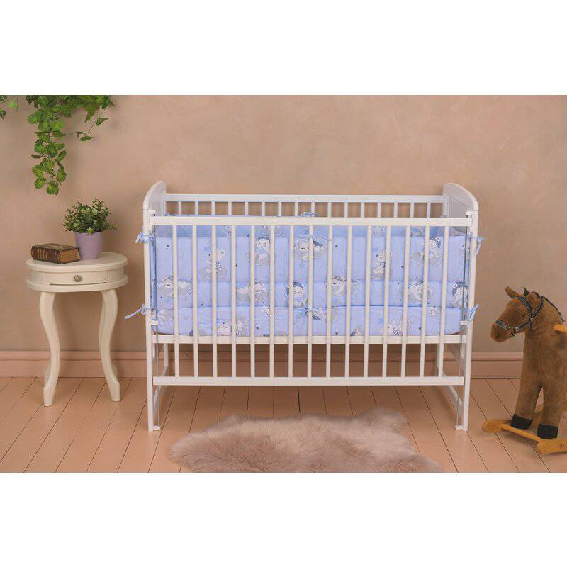 Patut din lemn, 120x60 cm, Cu laterala culisanta, Din lemn de pin si mdf, Stabil si rezistent, Inaltime saltea reglabila pe 3 nivele, Laterala cu 3 bete detasabile, EN716-1, EN716-2, Alb, Qmini, Timmi Heart + Saltea 10 cm - gogobaby.ro