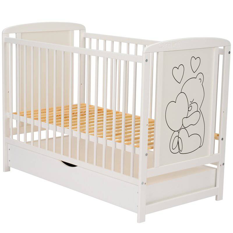 Patut din lemn, 120x60 cm, Cu sertar, Din lemn de pin si mdf, Stabil si rezistent, Inaltime saltea reglabila pe 3 nivele, Laterala cu 3 bete detasabile, EN716-1, EN716-2, Alb, Qmini, Timmi Heart + Saltea 8 cm - gogobaby.ro