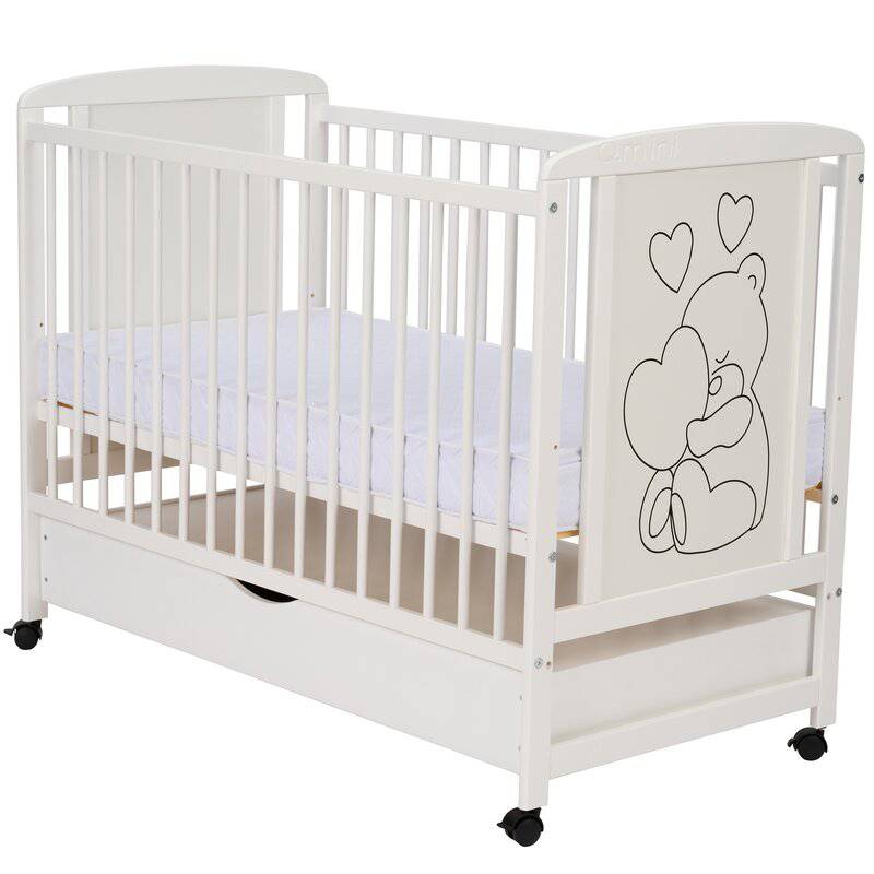 Patut din lemn, 120x60 cm, Cu sertar, Din lemn de pin si mdf, Stabil si rezistent, Inaltime saltea reglabila pe 3 nivele, Laterala cu 3 bete detasabile, EN716-1, EN716-2, Alb, Qmini, Timmi Heart + Saltea 8 cm - gogobaby.ro