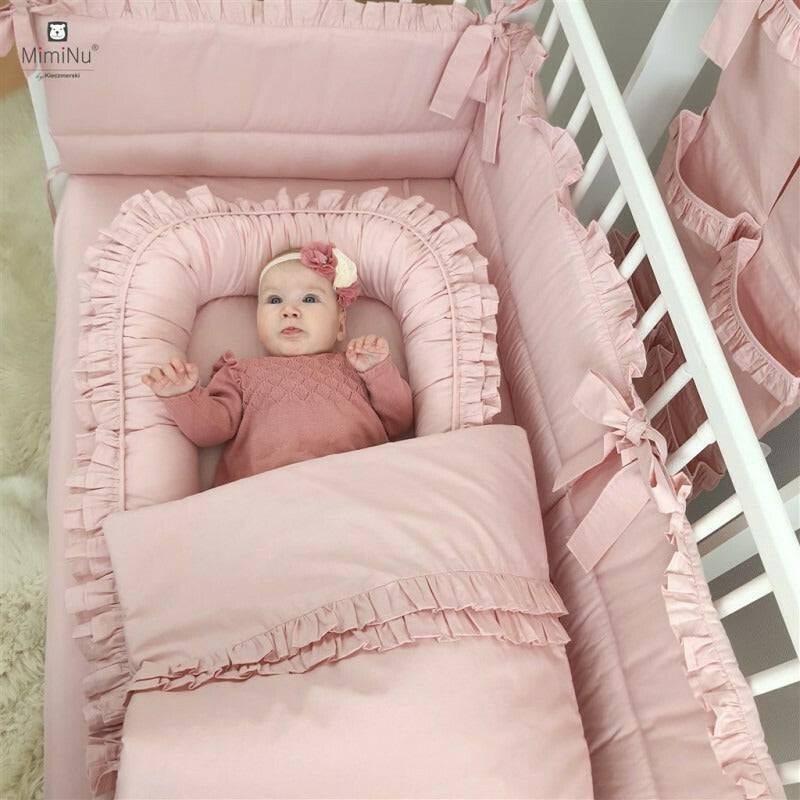 Perna clasica de dormit, MimiNu, Cu husa detasabila cu fermoar, Din bumbac certificat Oeko Tex Standard 100, 40x40 cm, Colectia Royal, Powder Pink - gogobaby.ro