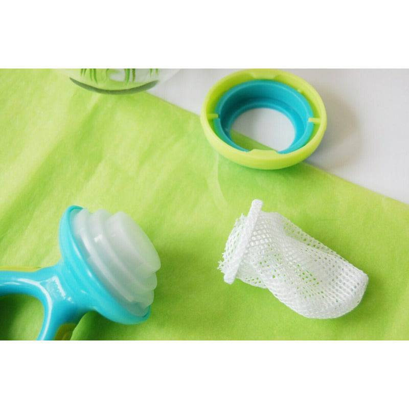 Dispozitiv de hranire, Nuby pentru fructe si legume, Include capac de protectie, 6+ luni, Albastru/Verde - gogobaby.ro