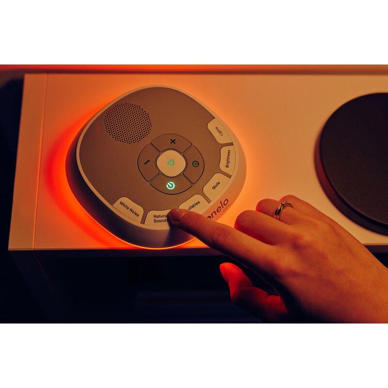 Lampa de veghe, Lionelo, BabyNap, 2 in 1, Wireless, Cu sunete si melodii de leagan, Cu 11 culori si 3 niveluri de luminozitate, Cu functie de redare si inregistrare batai inima, Alb - gogobaby.ro