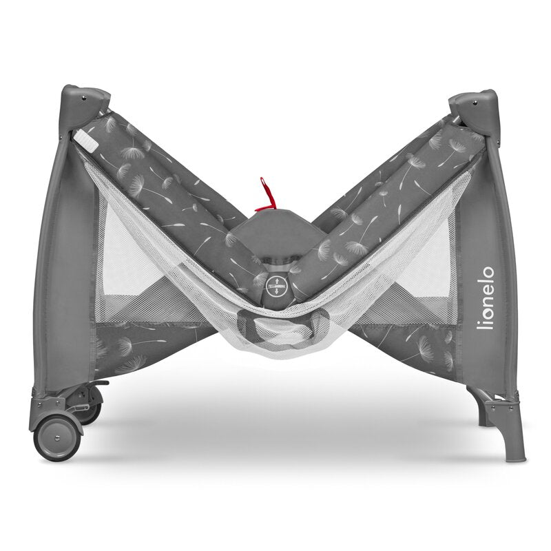 Patut pliant, Lionelo, Sven Plus, 120x60 cm, Cu doua nivele, Cu arcada jucarii, masuta de infasat, vibratii, melodii, conform cu standardele europeane de securitate EN716 si EN12221, Grey - gogobaby.ro
