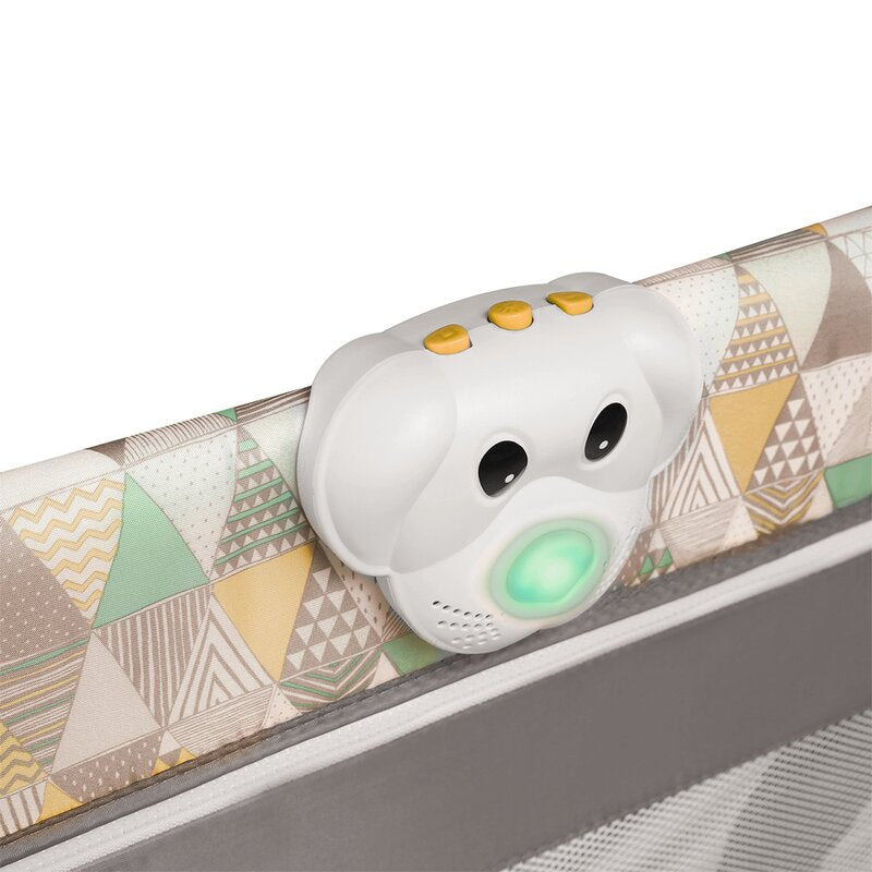 Patut pliant, Lionelo, Sven Plus, 120x60 cm, Cu doua nivele, Cu arcada jucarii, masuta de infasat vibratii, melodii, conform cu standardele europeane de securitate EN716 si EN12221, Yellow Scandi