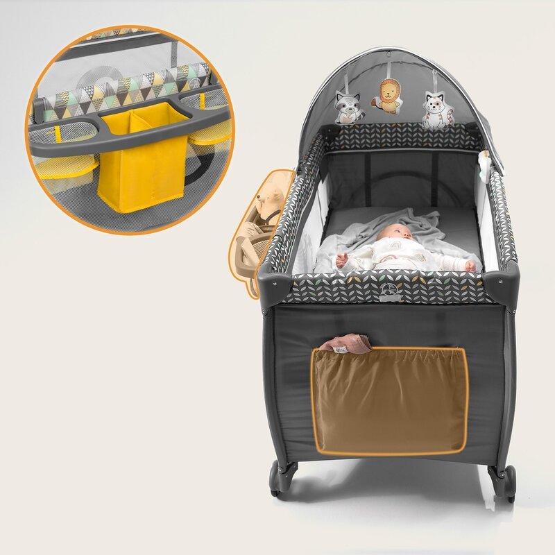 Patut pliant, Lionelo, Sven Plus, 120x60 cm, Cu doua nivele, Cu arcada jucarii, masuta de infasat vibratii, melodii, conform cu standardele europeane de securitate EN716 si EN12221, Yellow Scandi
