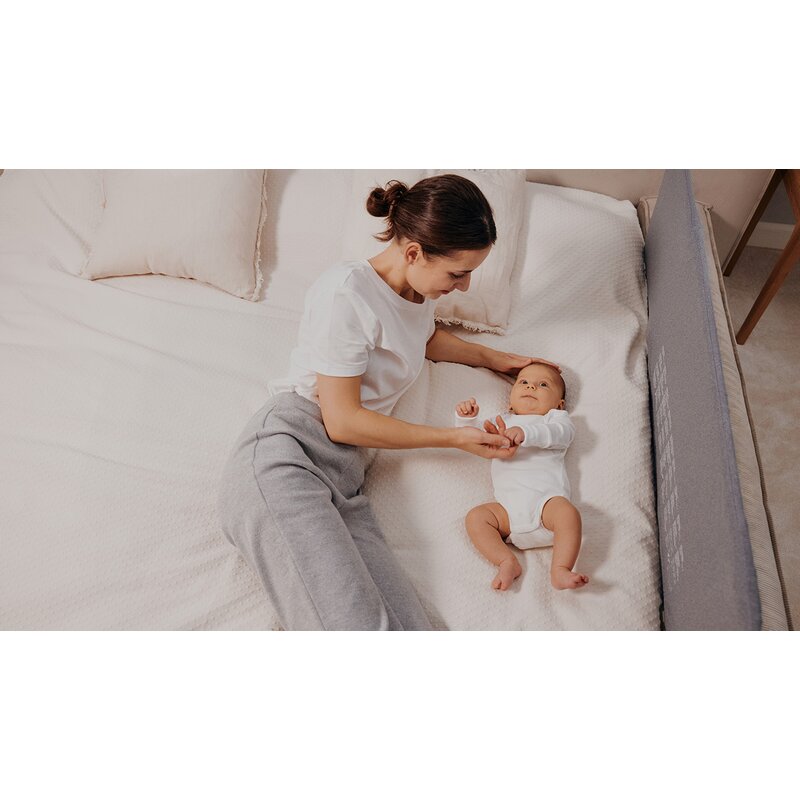 Bariera de protectie pentru pat, Lionelo, Lora XL, Pliabila, Sistem de blocare StandSafe, Geanta de transport inclusa, 150x46 cm, Conform cu BS 7972:2001+A1:2009, Bej - gogobaby.ro