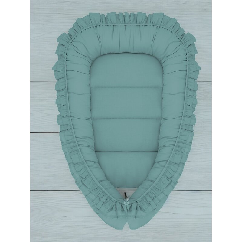 Cosulet bebelus, MimiNu, Pentru dormit, Baby Nest 55 x 75 cm, Cu Volanase, Husa 100% bumbac, Din bumbac certificat Oeko Tex Standard 100, Colectia Royal, Nepal Green