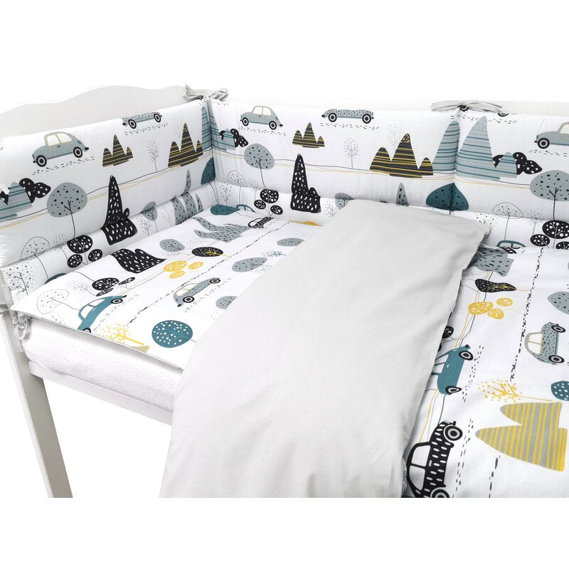 Lenjerie patut cu 6 piese, MimiNu, Pentru patut 120x60 cm, Cu pilota si perna, Cu doua aparatori laterale, Din bumbac certificat Oeko Tex Standard 100, Childrens Journey Grey