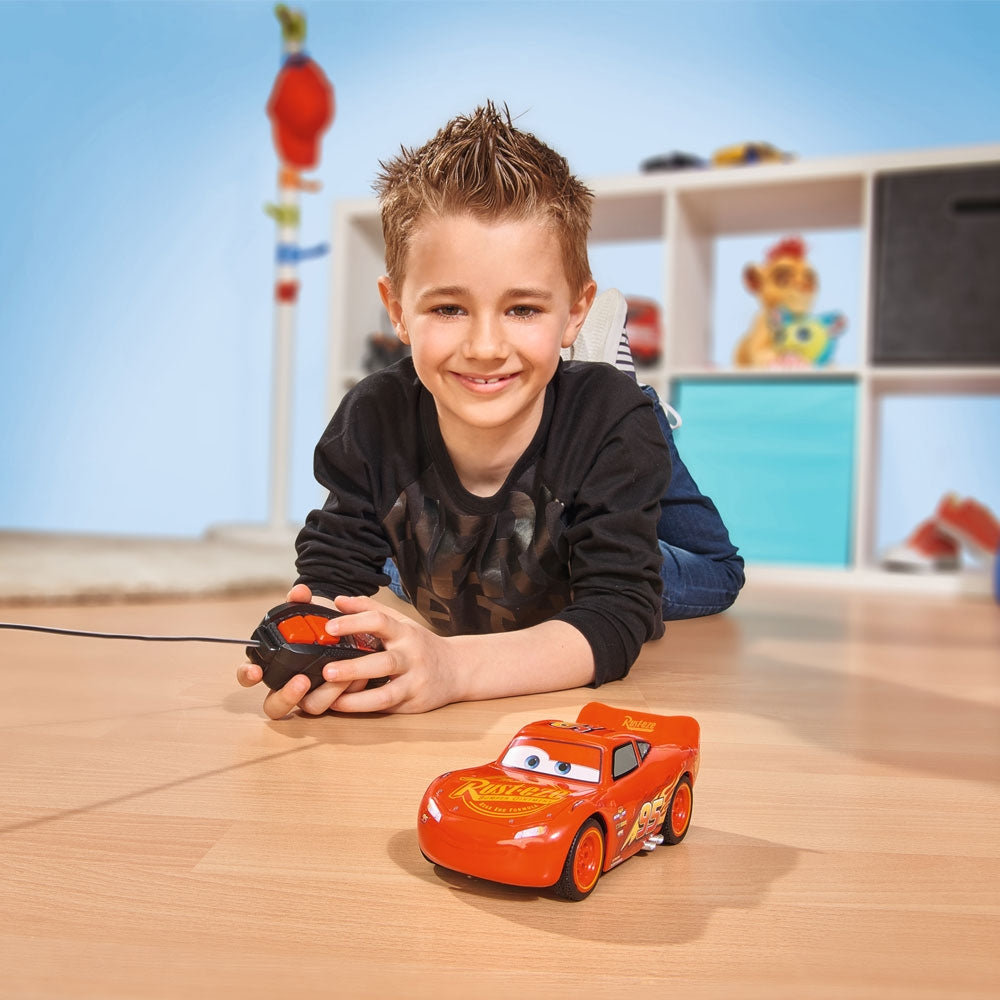 Masina Dickie Toys Cars 3 Single-Drive Lightning McQueen cu telecomanda - gogobaby.ro