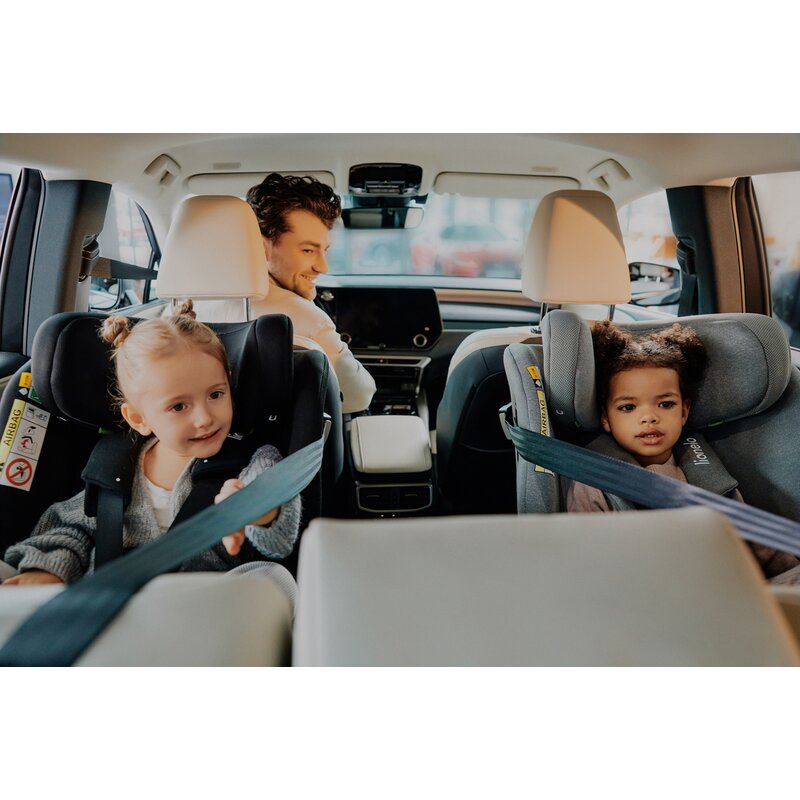Scaun auto, Lionelo, Brave i-Size, 4 in 1, Rotire 360 grade, Protectie laterala, Cu spatar inclinabil in 5 pozitii, Cu tetiera reglabila in 12 pozitii, 0-36 Kg, 40-150 cm, Cu Isofix, Conform cu ECE R129, Gri