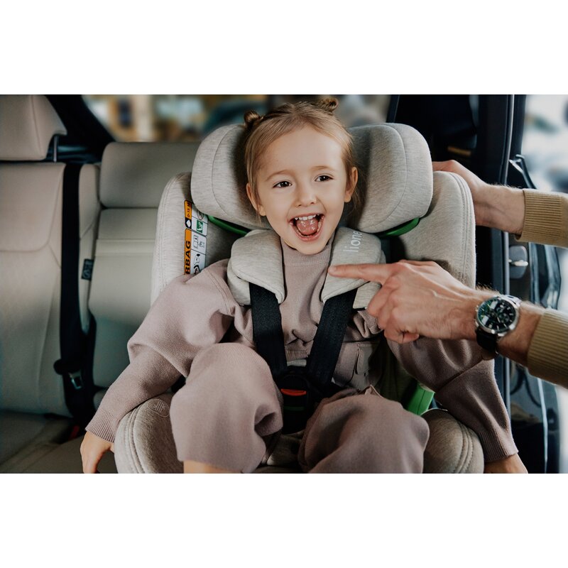 Scaun auto, Lionelo, Harmony i-Size, Rotire 360 grade, Protectie laterala, Cu spatar reglabil in 5 pozitii, Cu tetiera reglabila in 12 pozitii, 0-36 Kg, 40-150 cm, Cu Isofix, Husa din bambus, Conform cu ECE R129, Gri inchis