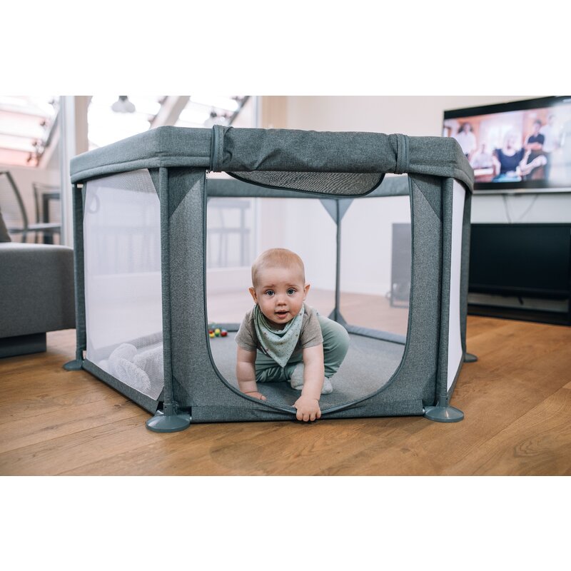 Tarc de joaca, FreeON, Hexagonal, Pentru bebe, Cu 4 manere, Intrare cu fermoar, Cu geanta de transport, 117 x 67 x 67 cm, Conform cu standardul european de securitate EN 12227:2010, Grey - gogobaby.ro