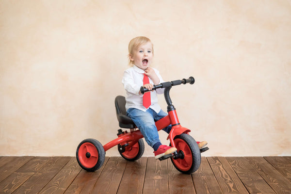 Triciclete sport pentru copii: cum alegi corect