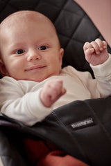 BabyBjorn - Balansoar Bliss Black din tesatura matlasata cu aspect Clasic