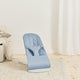 BabyBjorn - Balansoar Bliss Blue cu aspect delicat de petala, tesatura matlasata