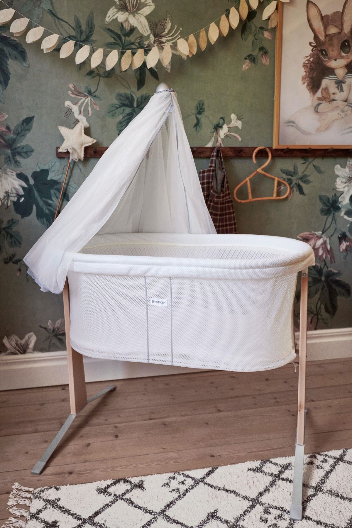 BabyBjorn - Patut pliabil co-sleeper din mesh, Alb - gogobaby.ro