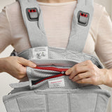 BabyBjorn - Marsupiu anatomic cu multiple pozitii de purtare colectia Harmony, tesatura melange, Light Gray