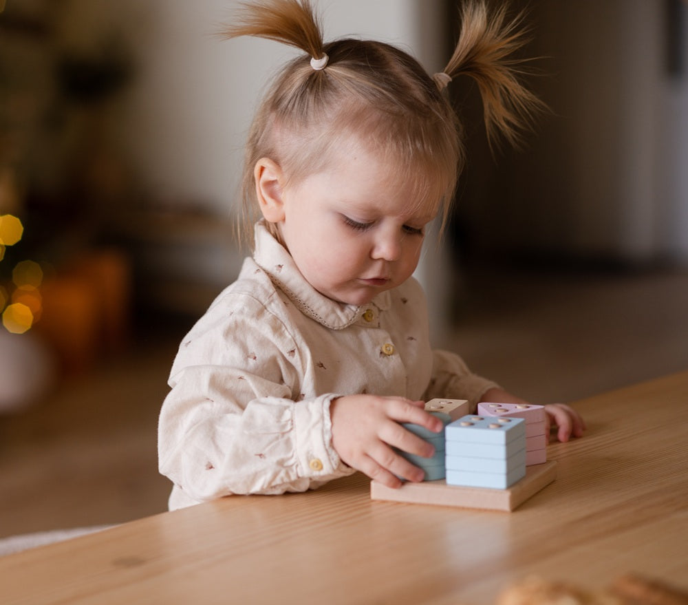 Jucarie din lemn, Cubika, Sortator Forme Geometrice 6 - gogobaby.ro