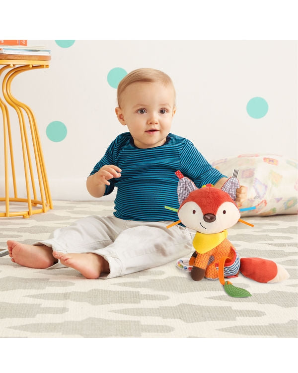 Skip Hop Jucarie de activitati Vulpe - Bandana Buddies - gogobaby.ro