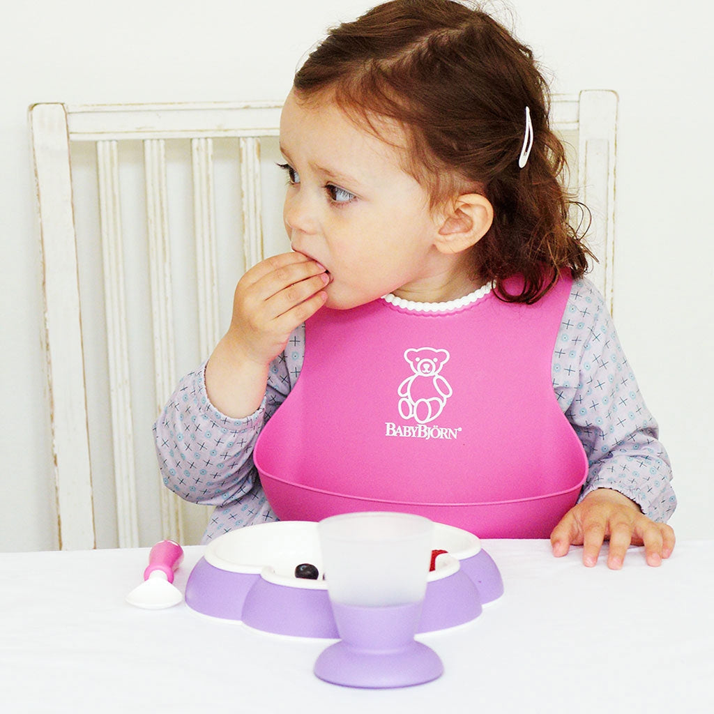 BabyBjorn Set pentru alimentatie – Baby Feeding Set pink - gogobaby.ro
