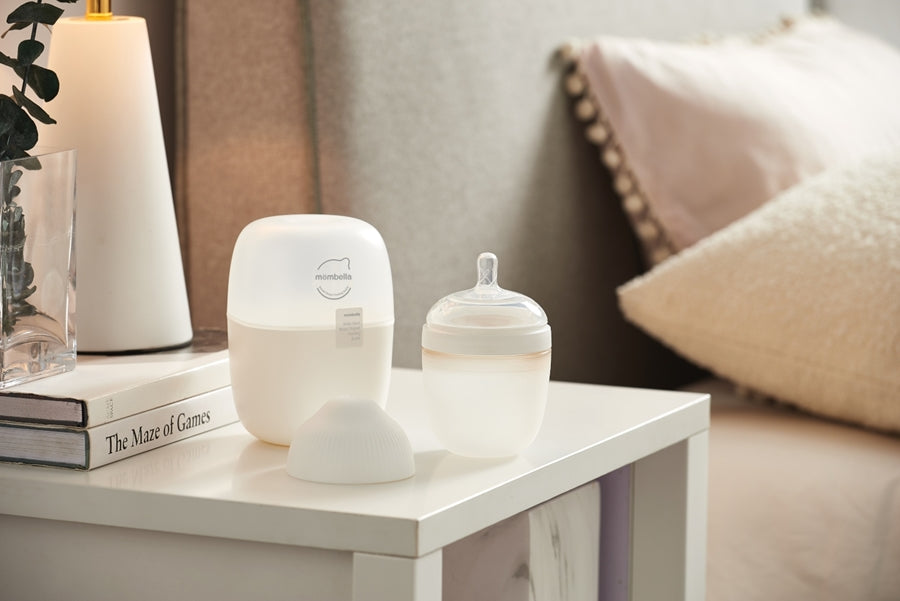 Biberon Anticolici Mombella Breast-Like, 210ml, Tetina M flux mediu, 100% Silicon, Ivory - gogobaby.ro