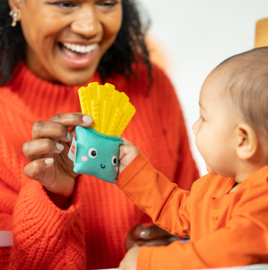 Bright Starts - Jucarie de dentitie French Fries - gogobaby.ro