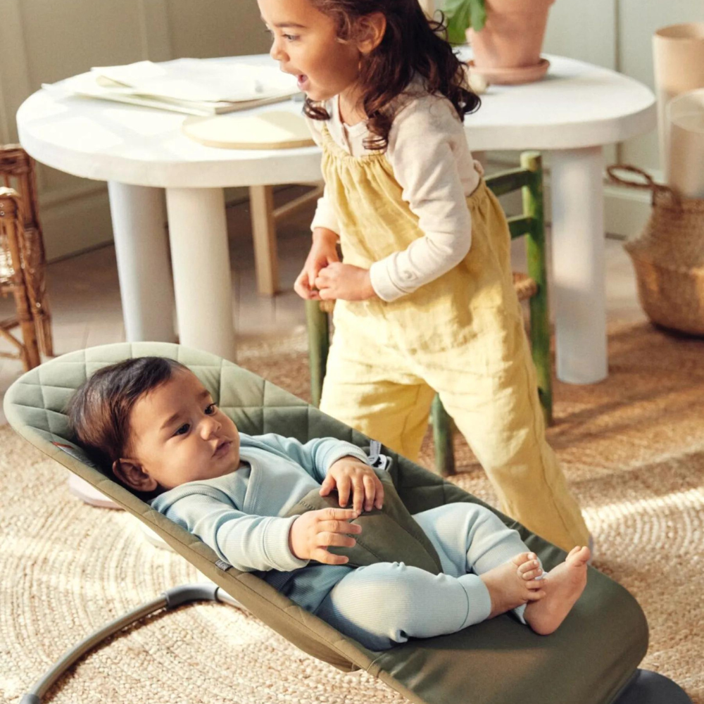 BabyBjorn - Balansoar Bliss Dark Green din tesatura matlasata cu aspect Clasic