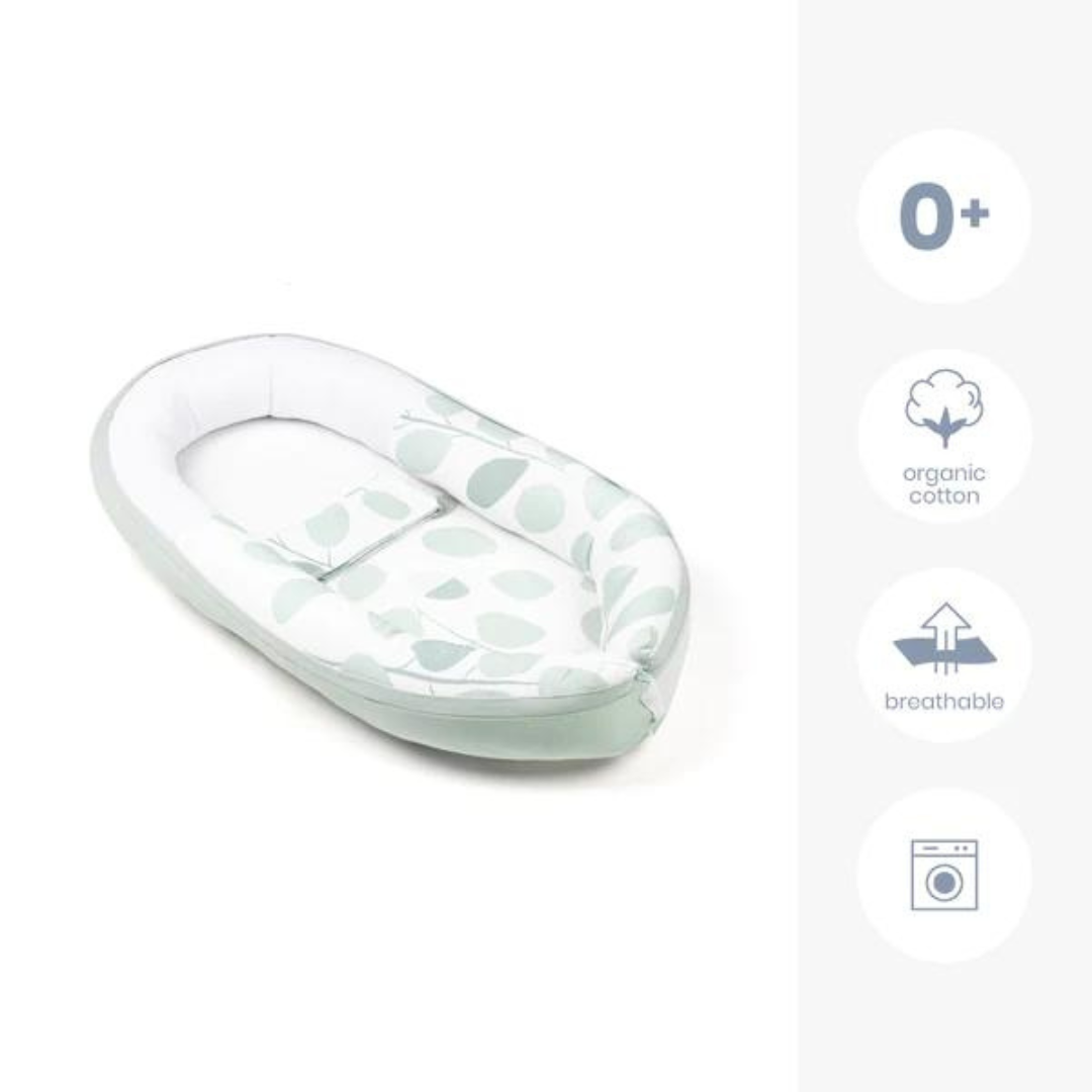 Doomoo - Baby Nest din bumbac organic Cocoon Leaves Aqua Green - gogobaby.ro