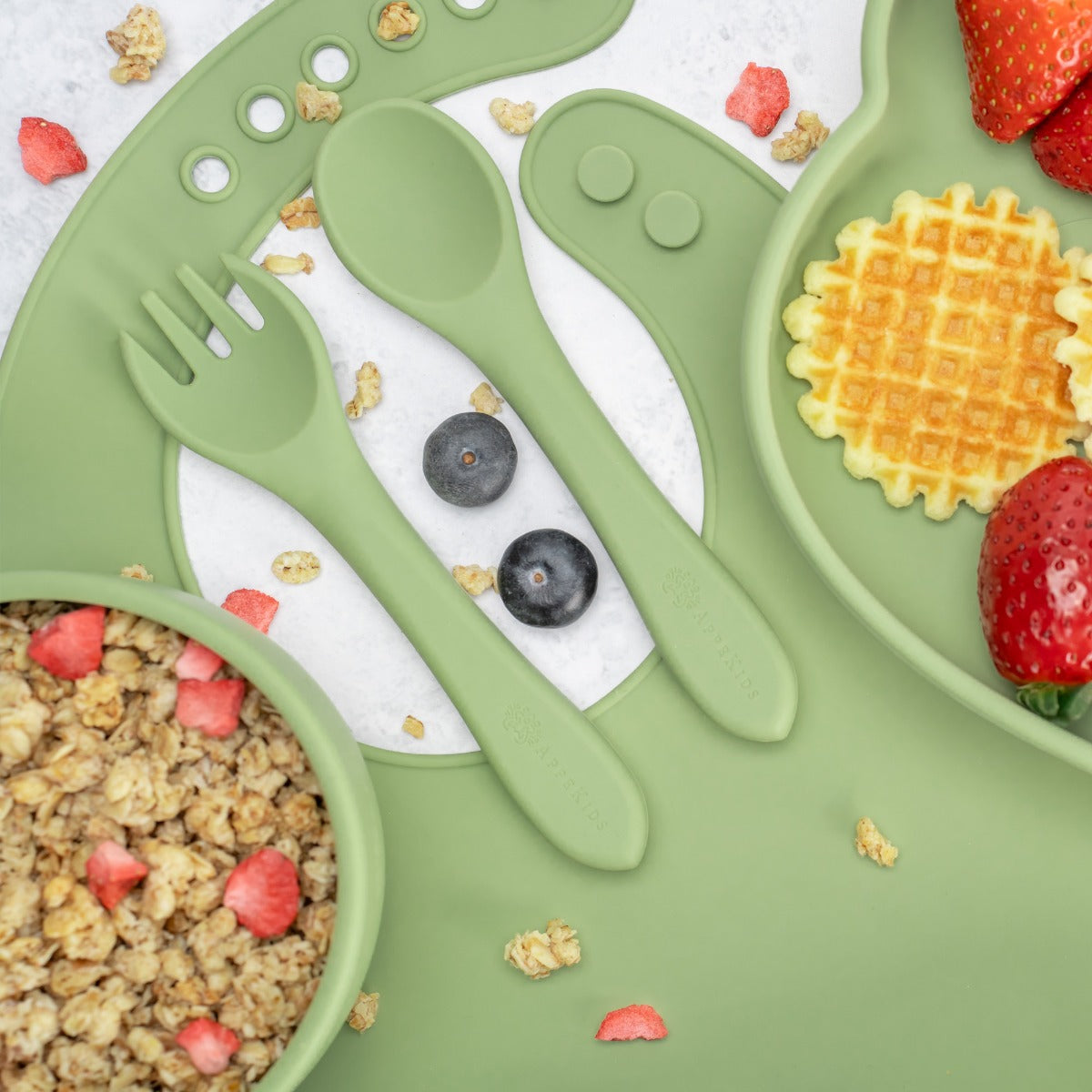 Set Diversificare, AppeKids, 100% Silicon, Panda - Raw Green - gogobaby.ro
