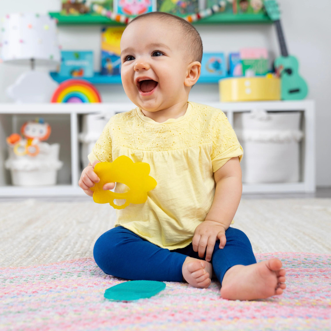 Bright Starts - Set cadou 8 buc dintitori usor de prins “Teeth Relief” - gogobaby.ro