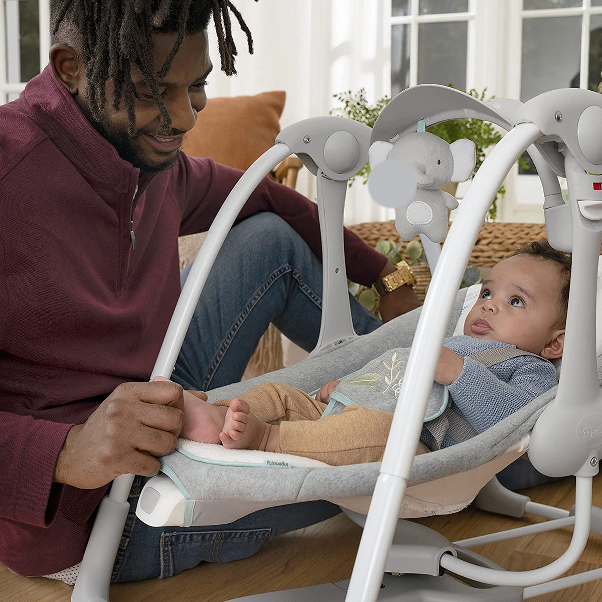 Ingenuity - Leagan portabil ConvertMe Swing 2 Seat Battery-Swell - gogobaby.ro