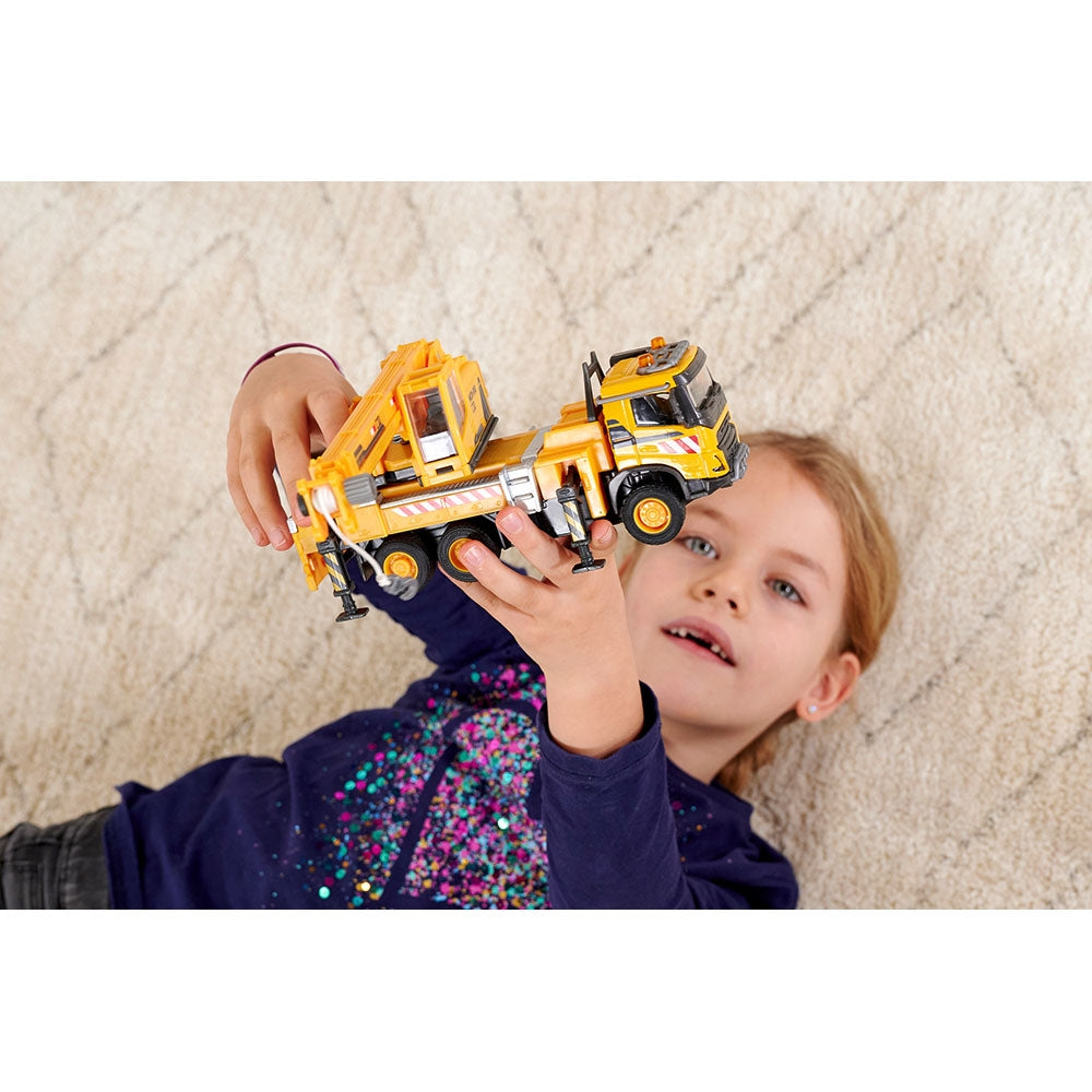 Camion cu macara Majorette Volvo Truck Crane cu lumini si sunete