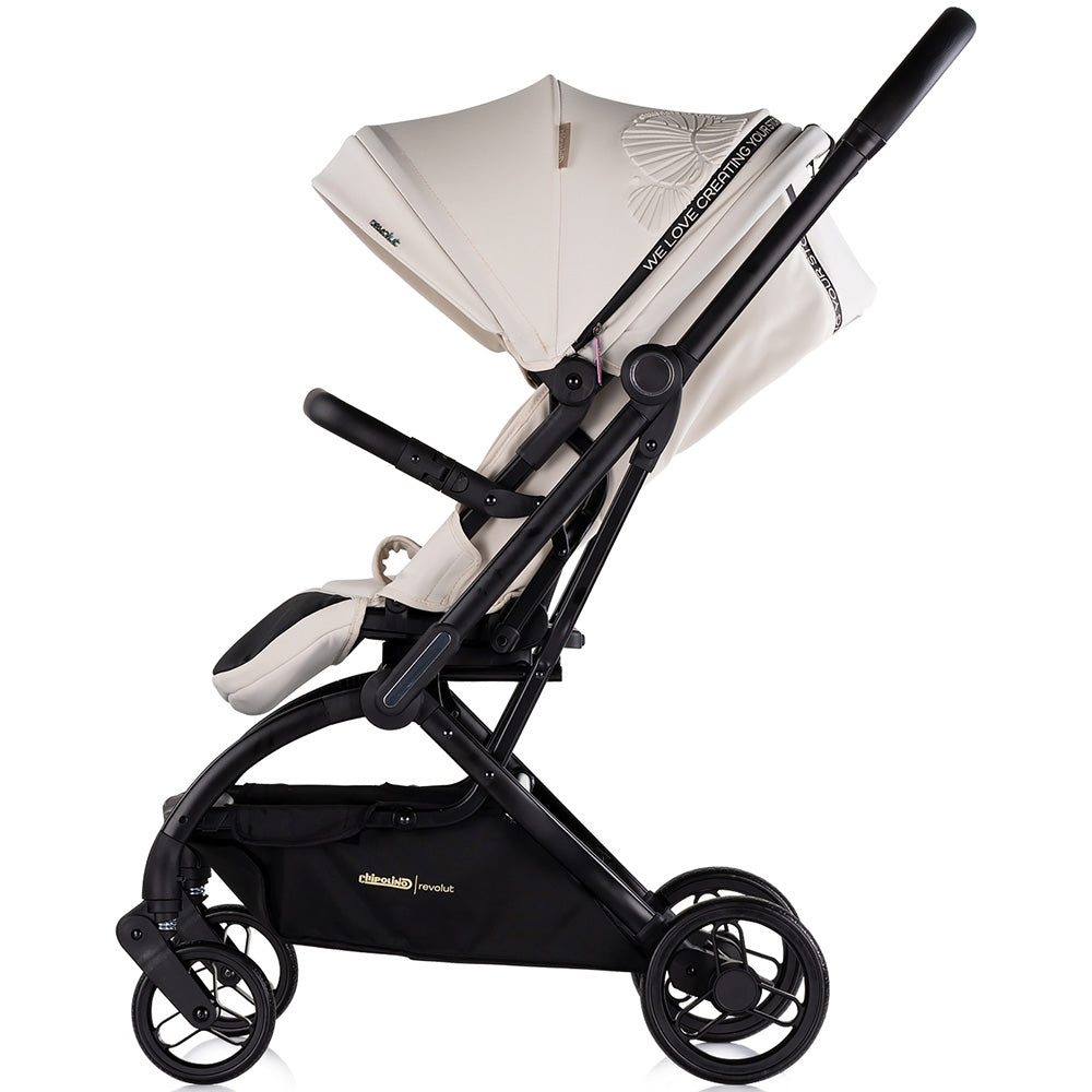 Carucior sport Chipolino Revolut cu sezut rotativ biscotta