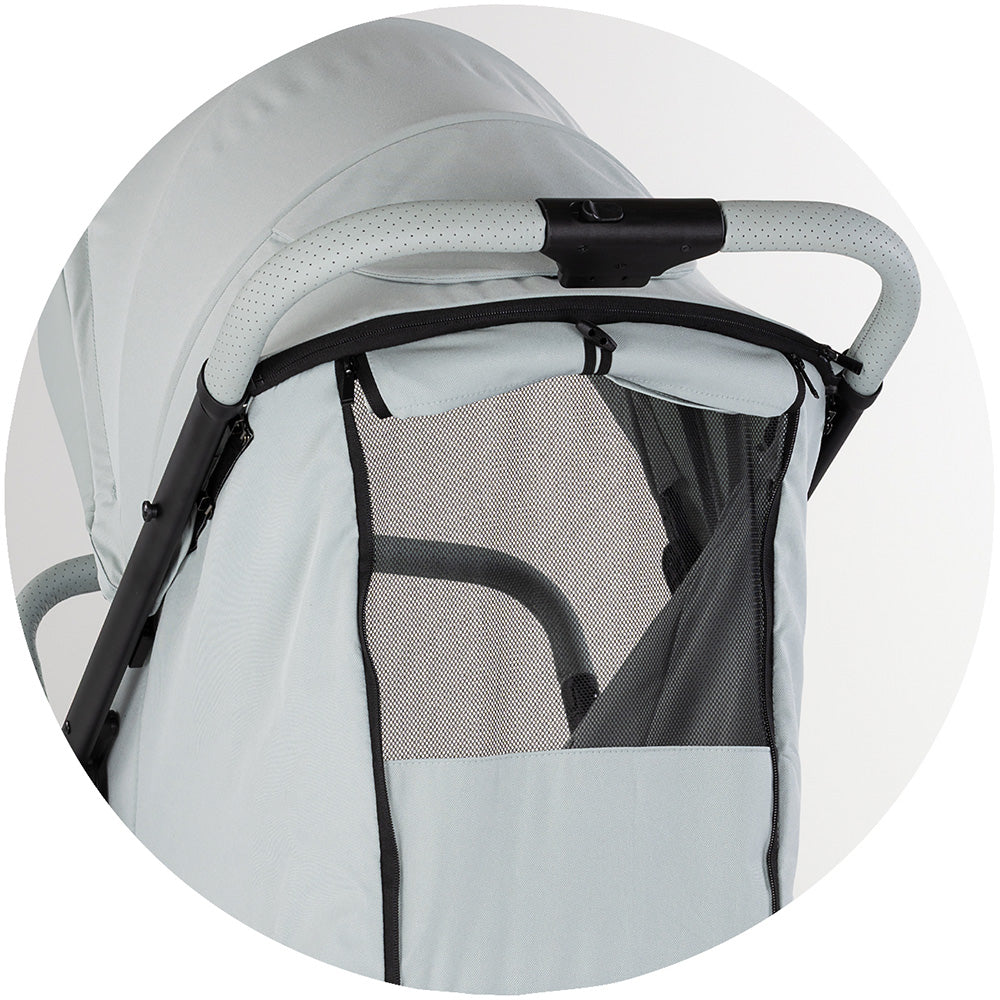 Carucior sport Chipolino Ultera cu husa picioare matcha