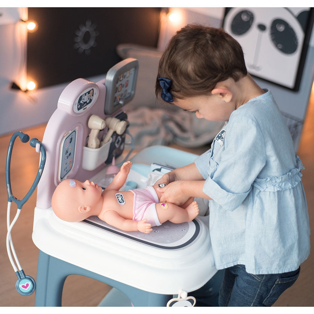 Centru de ingrijire pentru papusi Smoby Baby Care Center cu papusa si accesorii