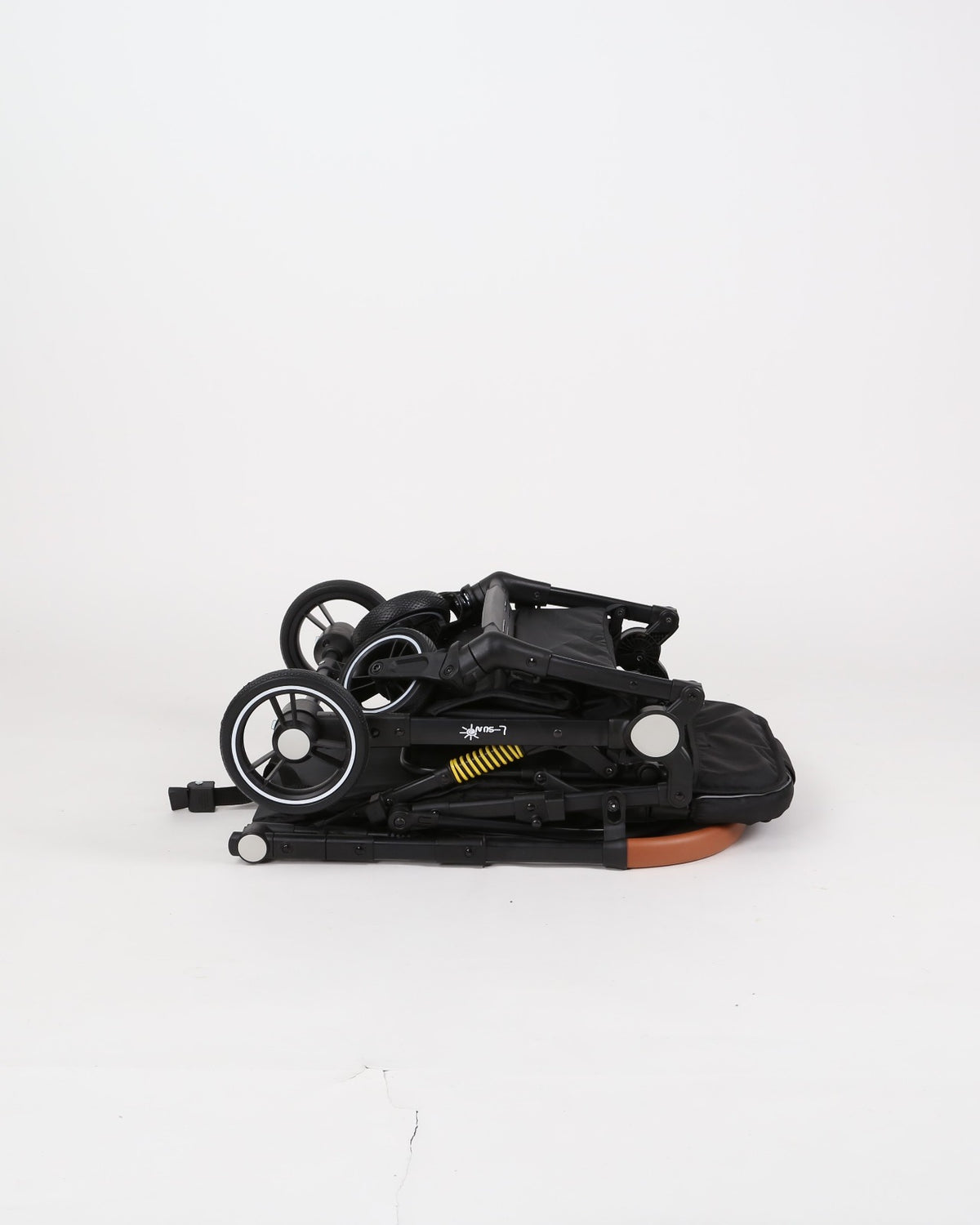 Carucior sport L-Sun Sky, Tip Troller, Maner Reversibil, Husa Picioare, Geanta Scutece, Black - gogobaby.ro