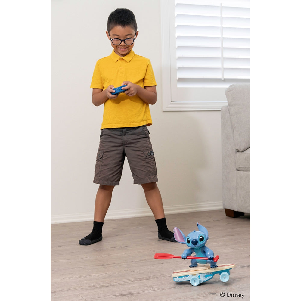 Masina Jada Toys Surfer Stitch 25 cm cu telecomanda