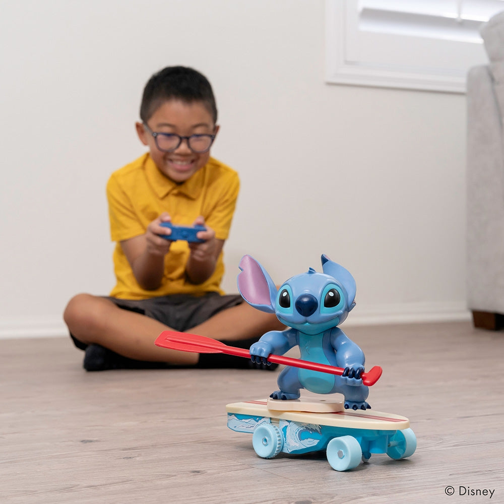 Masina Jada Toys Surfer Stitch 25 cm cu telecomanda