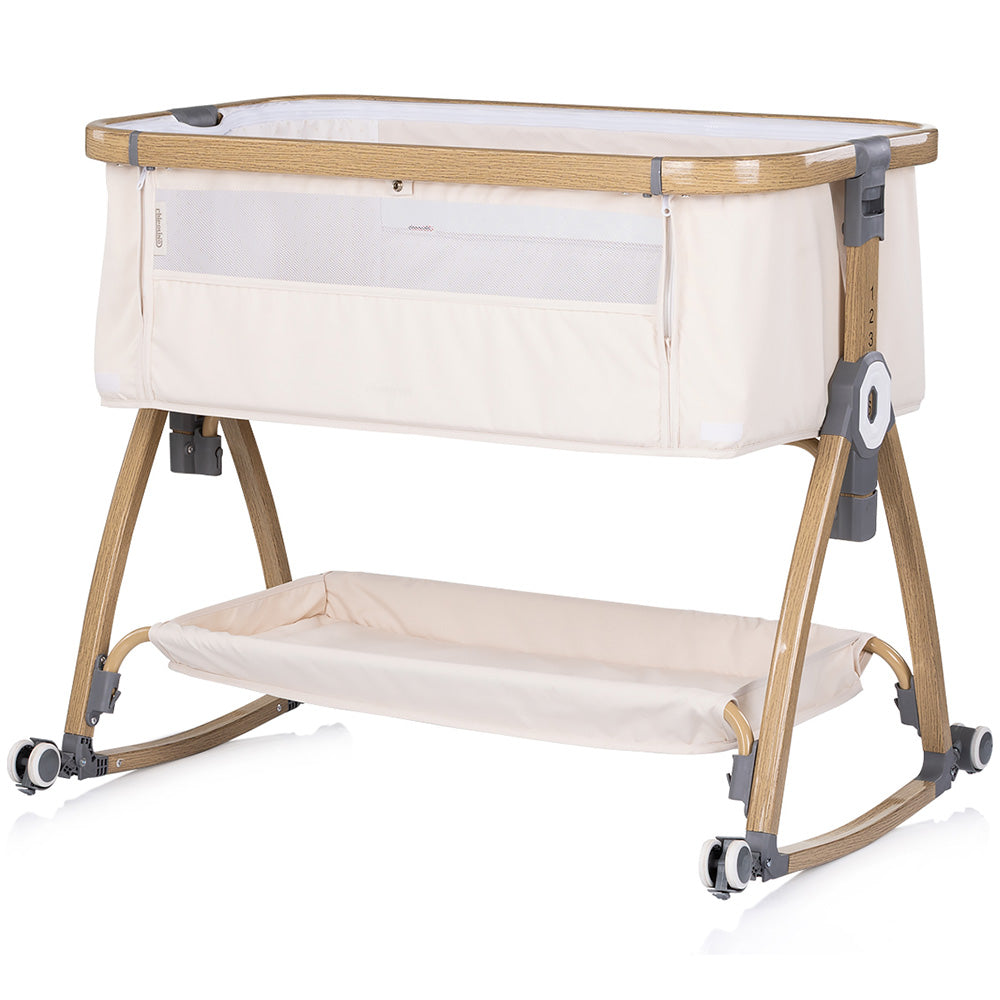 Patut co-sleeper Chipolino Charisma cu laterala culisanta cashmere wood