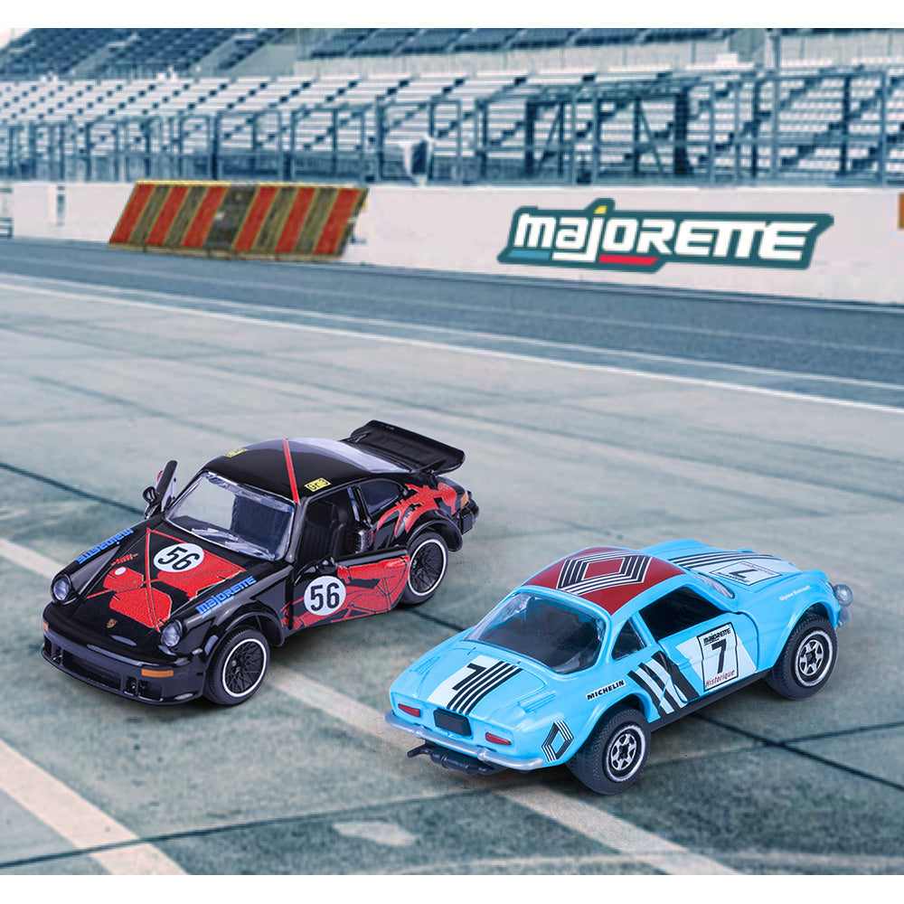 Set Majorette Vintage Racing cu 5 masinute